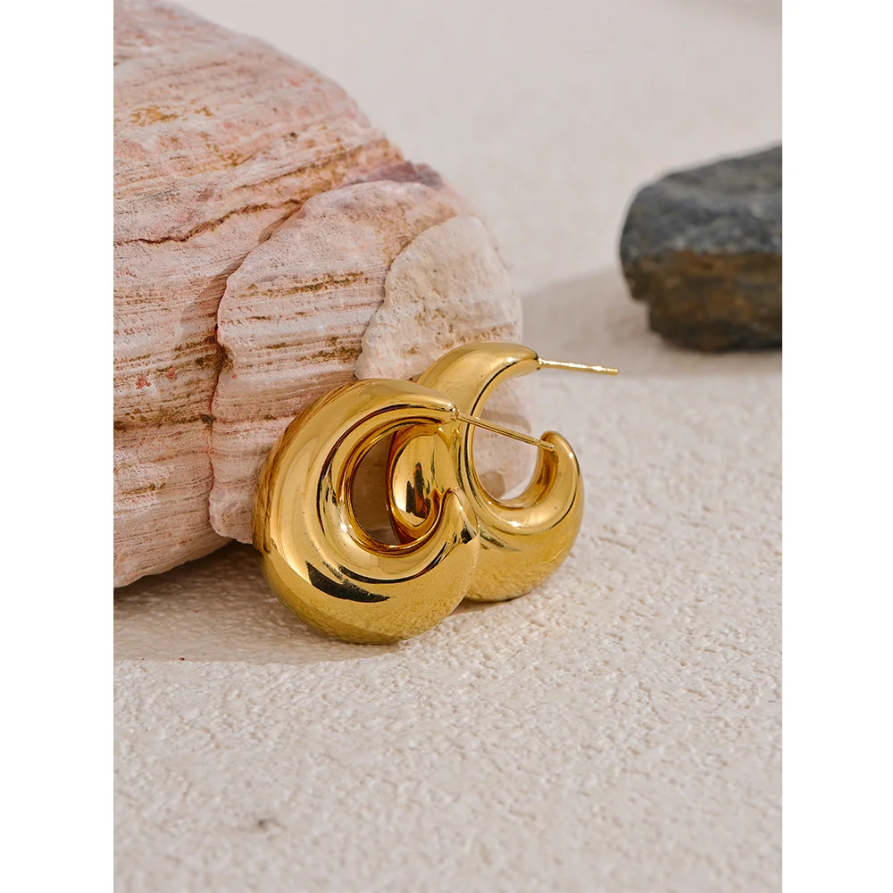 Orecchini Cerchio Aperto – Eleganza Minimal in Acciaio Inossidabile Placcato Oro 18K