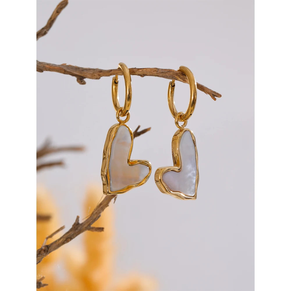 Orecchini Cuore di Conchiglia – Acciaio Inossidabile Placcato Oro 18K