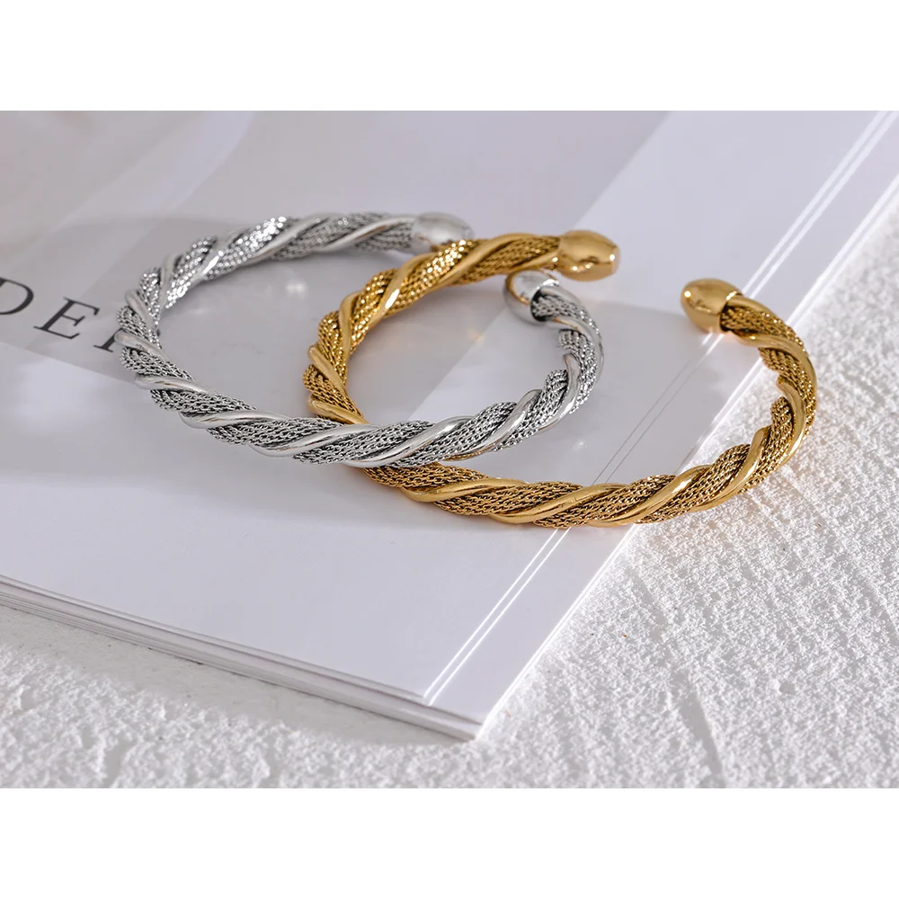 Bracciale Intrecciato – Eleganza e Forza