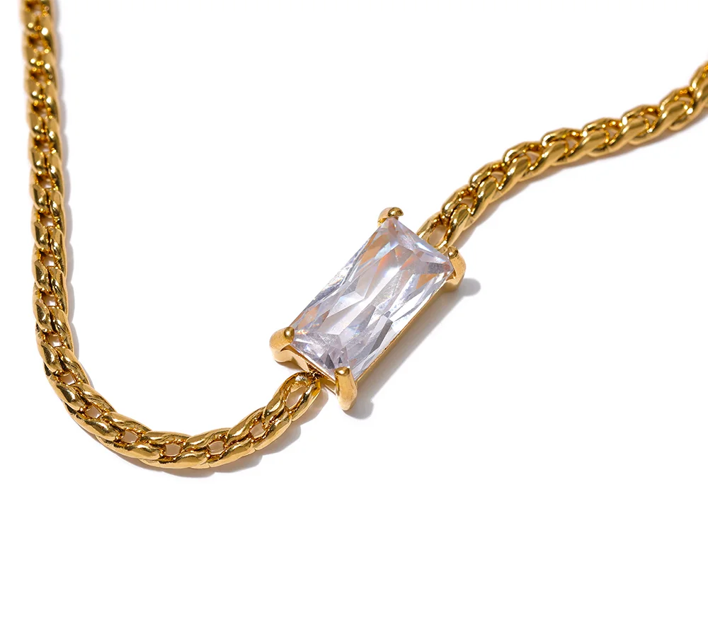 Collana Gemma di Luce – Eleganza Geometrica