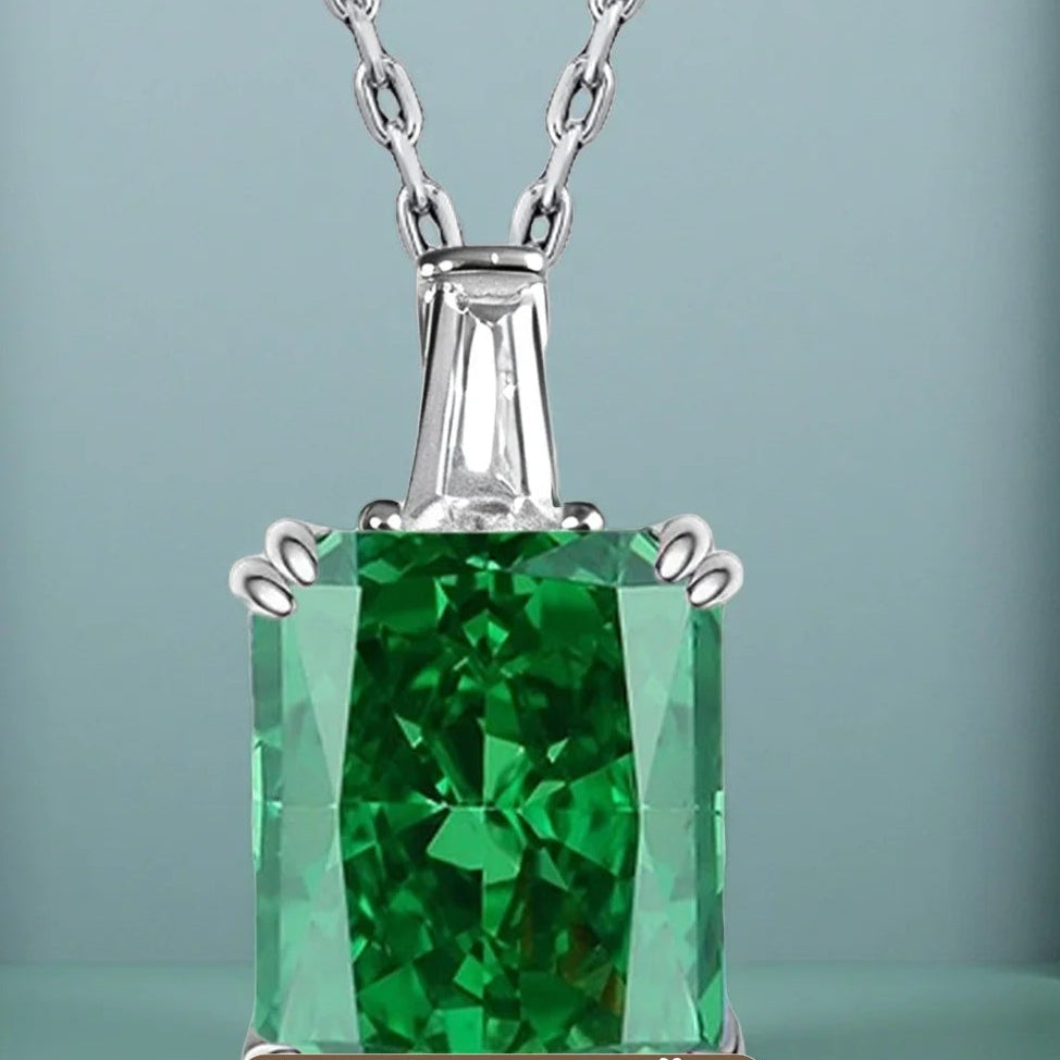 Collana “Blue Radiance” – Taglio Ghiaccio