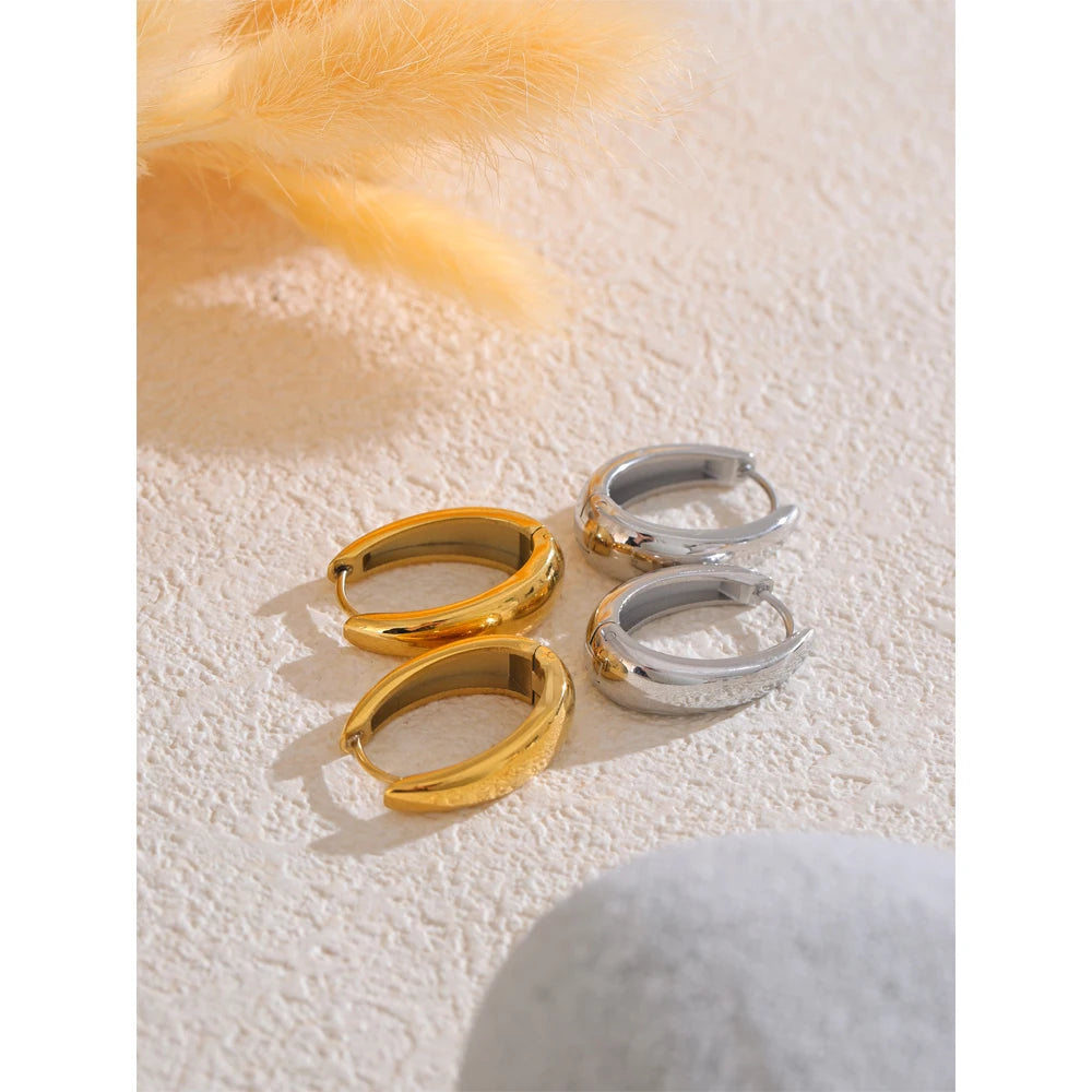 Orecchini Geometrici – Eleganza Moderna in Acciaio Inossidabile Oro 18K