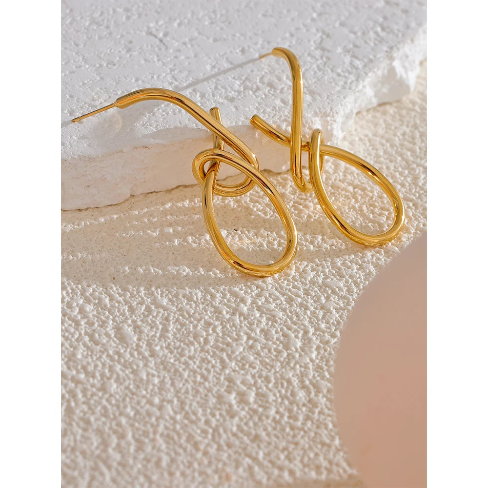 Orecchini Nodo d’Aria – Eleganza Intrecciata