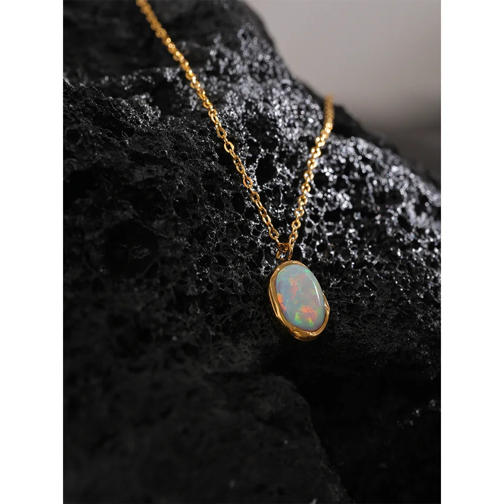 Collana Minimal con Pendente in Opale – Acciaio Inossidabile Oro o Platino