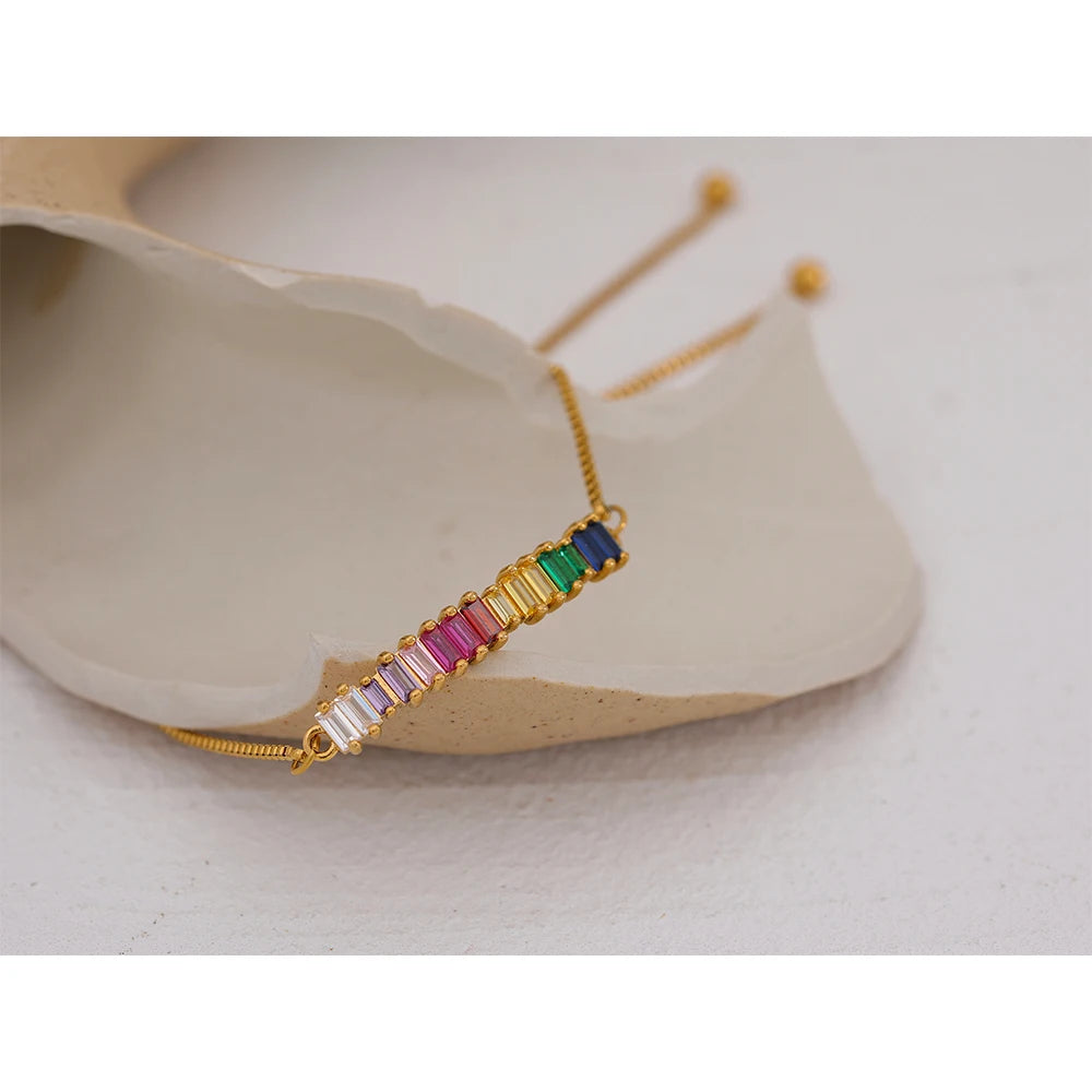 Bracciale Arcobaleno Regolabile – Acciaio Inossidabile Placcato Oro 18K con Zirconi Colorati