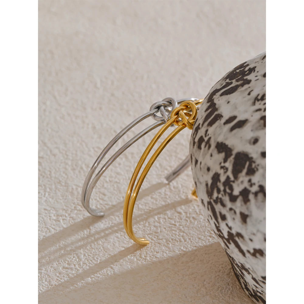 Bracciale Nodo d’Eleganza – Minimal Chic Impermeabile