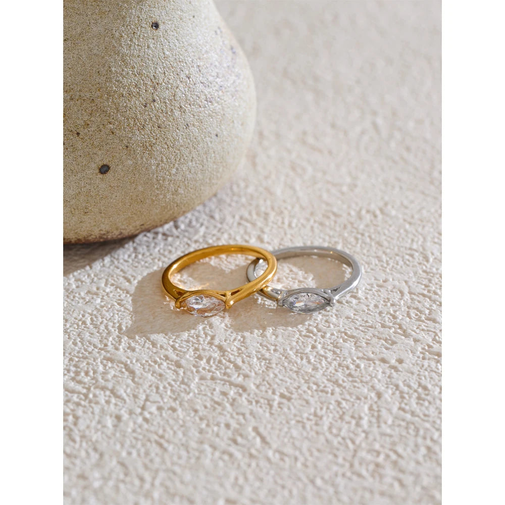 Anello Solitario con Zircone Cubico – Acciaio Inossidabile Oro & Argento