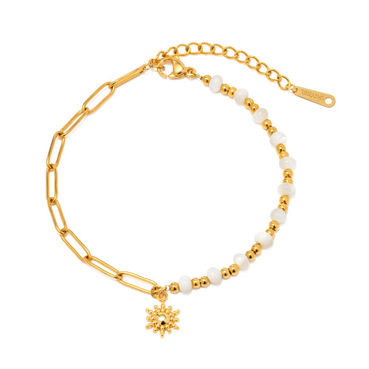 Bracciale “Raggi di Mare” – Catena  con perline di conchiglia e charm sole