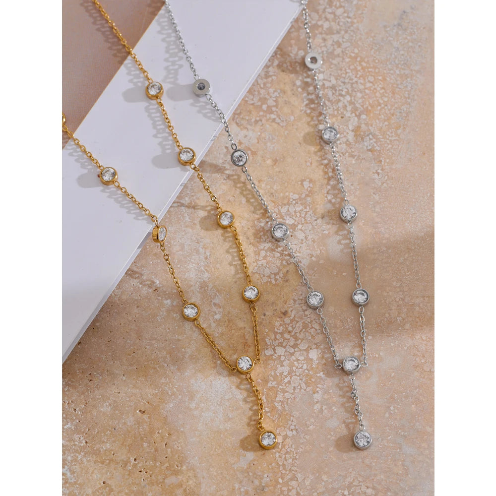 Collana Crystal Line – Luce e Raffinatezza