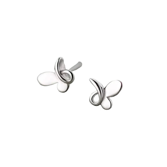 Orecchini “Ali di Luce” – Mini Farfalle in Stile Minimal