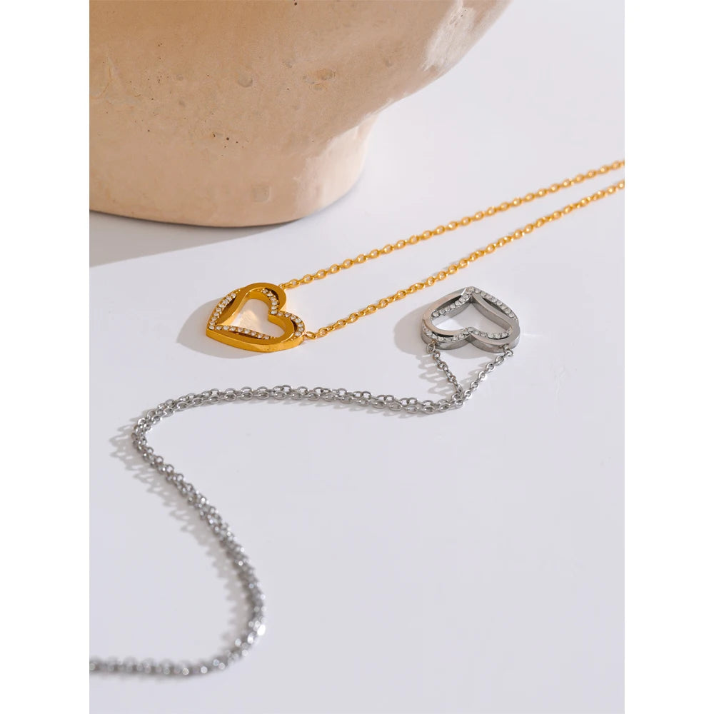 Collana con Cuore Cavo e Zirconi