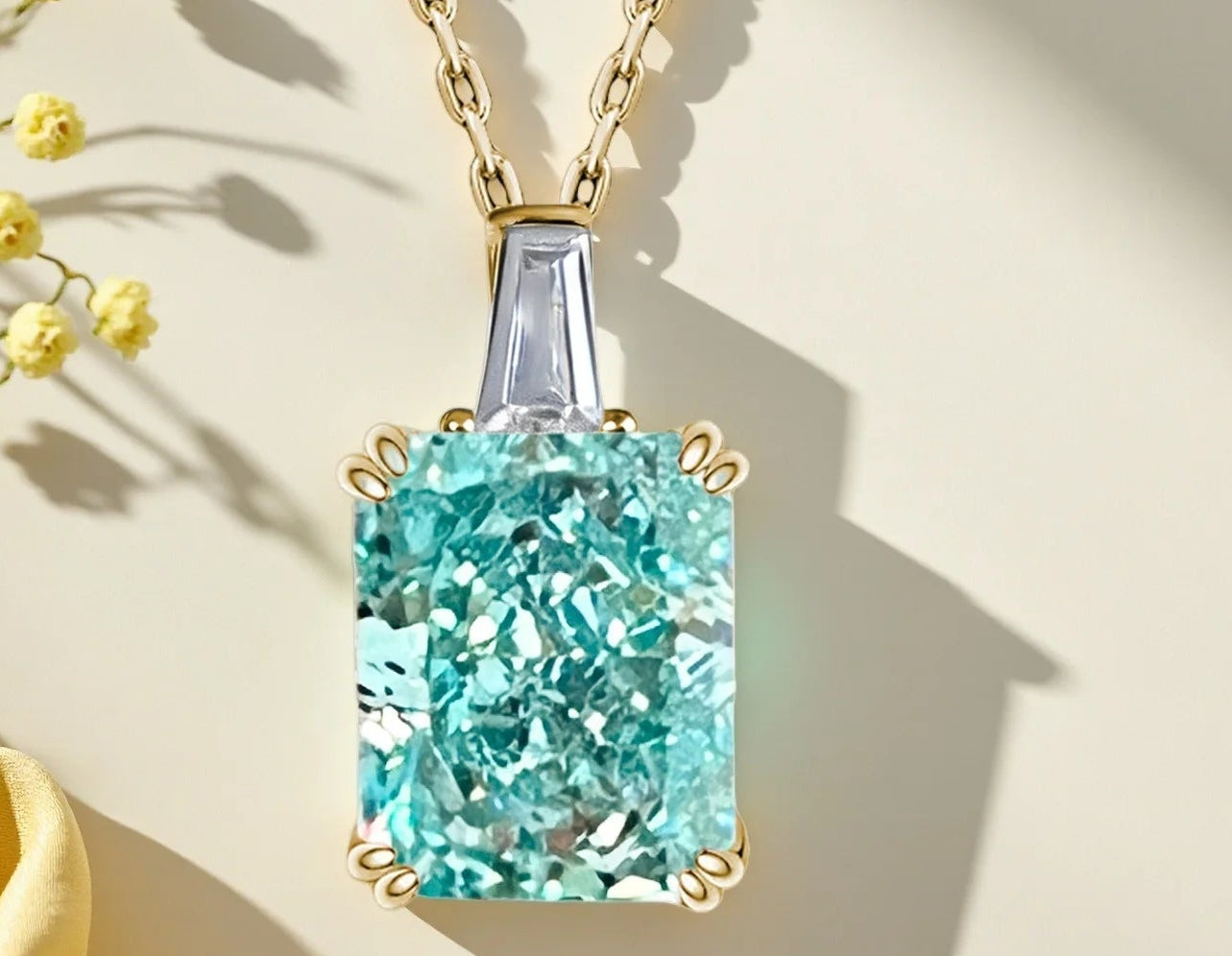 Collana “Blue Radiance” – Taglio Ghiaccio