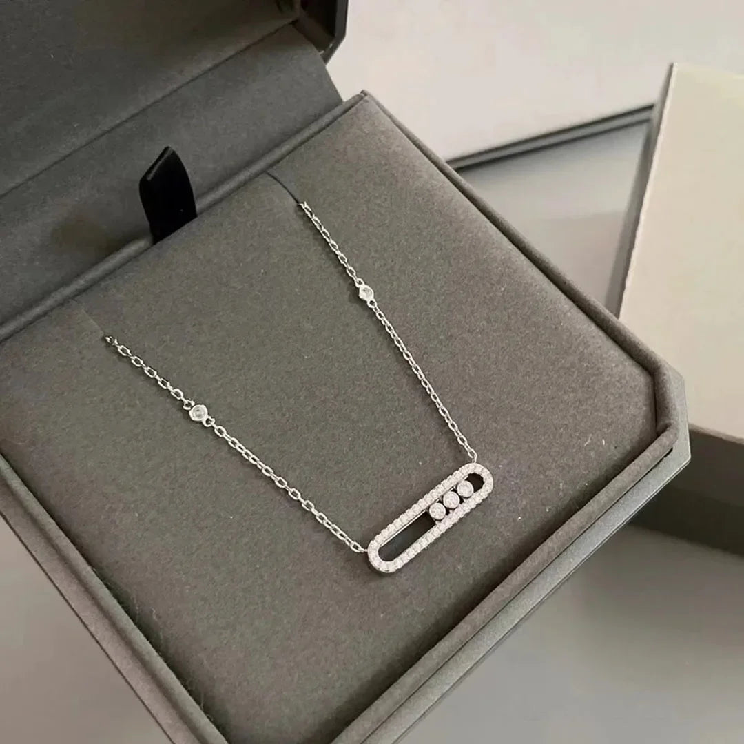 Collana in argento dal design traforato – Eleganza moderna e raffinata