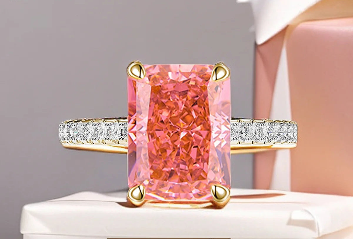 Anello “Crystal Shine” in Argento S925 – Taglio Ghiaccio Premium