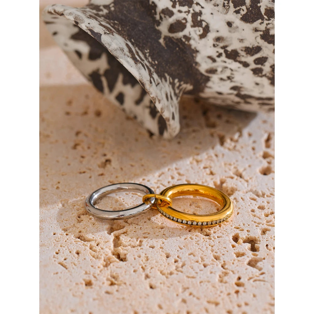 Anello Doppio Cerchio – Eleganza Intrecciata