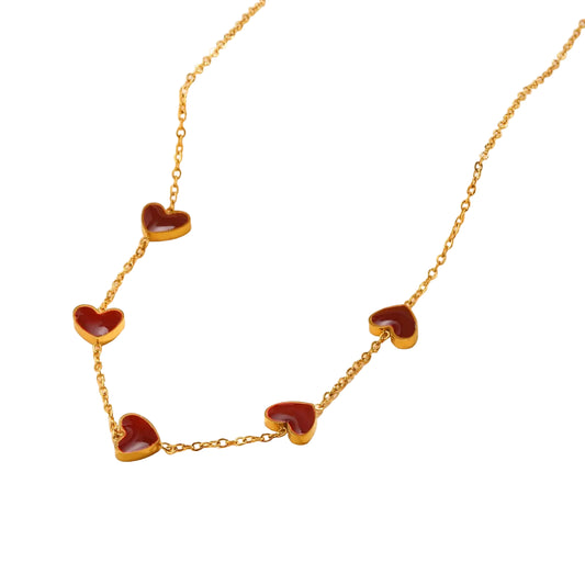 Collana girocollo con cuori rossi chic – Acciaio inossidabile placcato oro