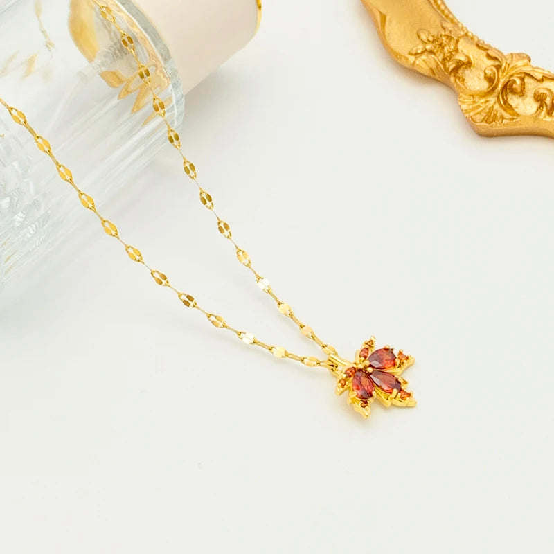 Collana Foglia d’Acero Rossa