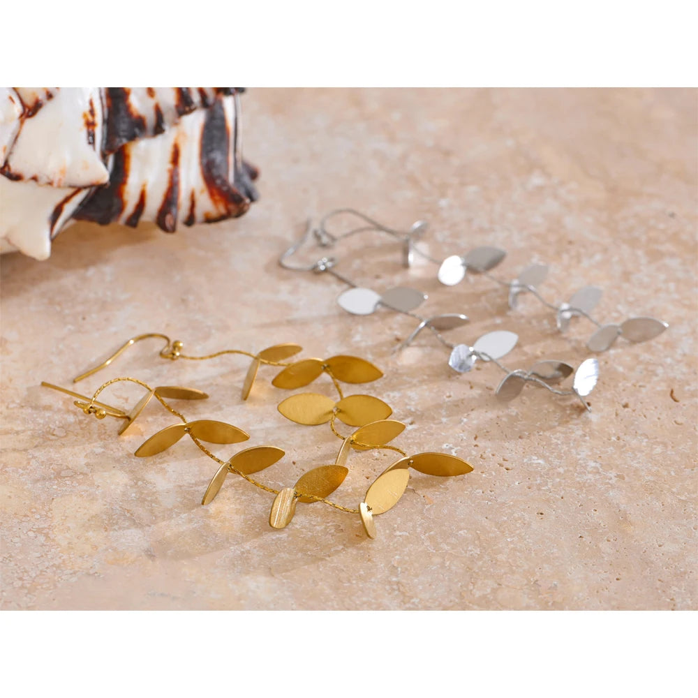Orecchini Foglia Dorata – Eleganza Naturale