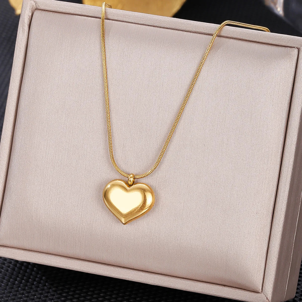 Collana Cuore Liscio – Stile a Doppio Strato