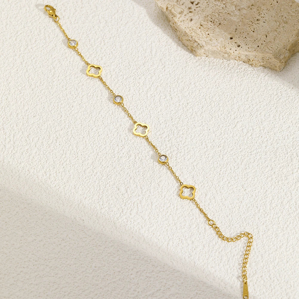 Bracciale “Quadrifoglio di Cristallo” – Acciaio inossidabile con zirconi scintillanti