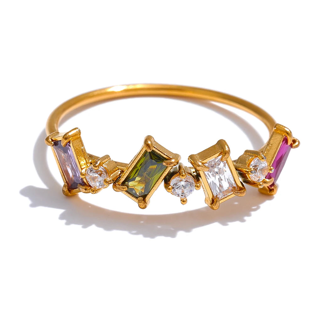 Anello Chic Bling – Eleganza Colorata in Zirconi Cubici