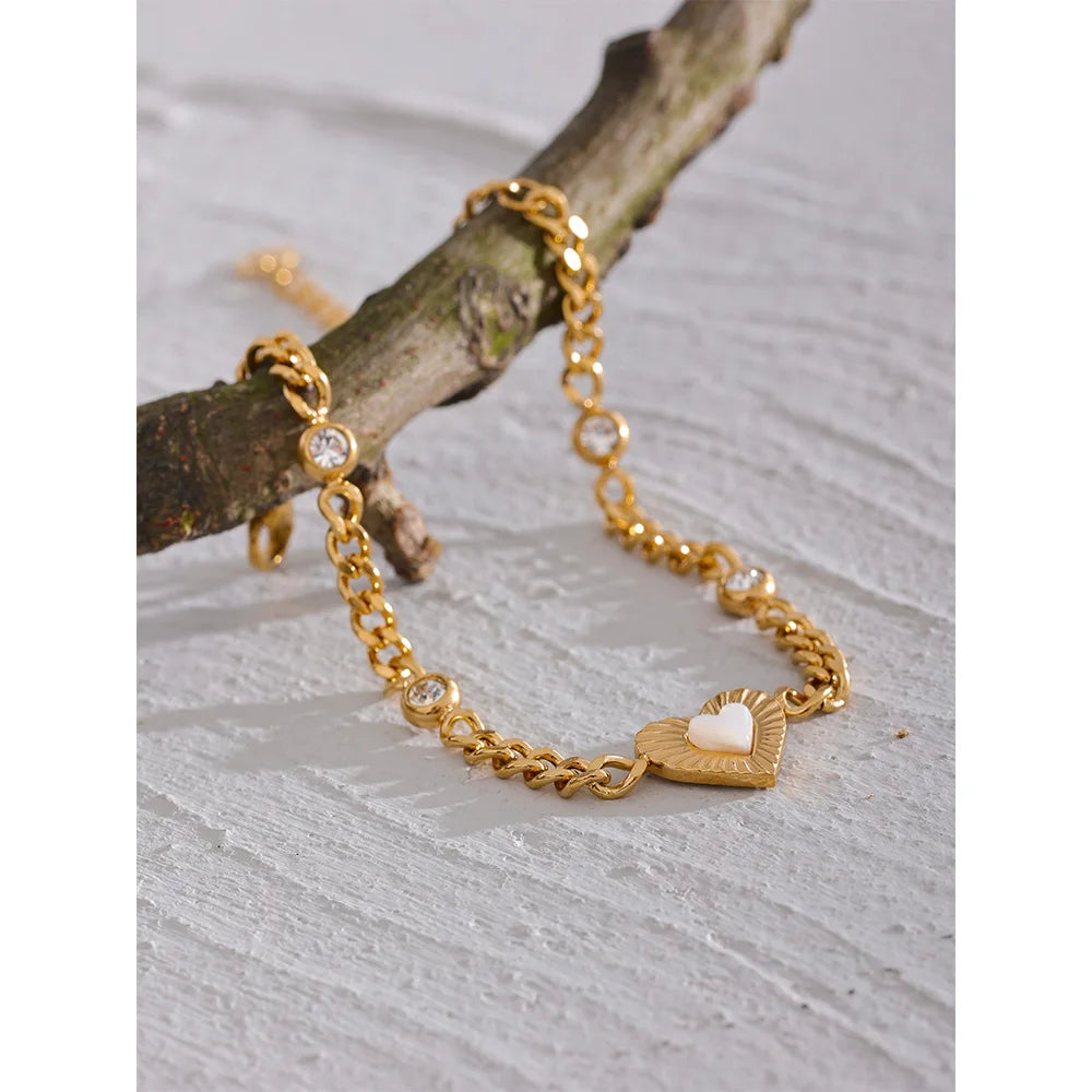 Bracciale Cuore di Madreperla – Eleganza Naturale