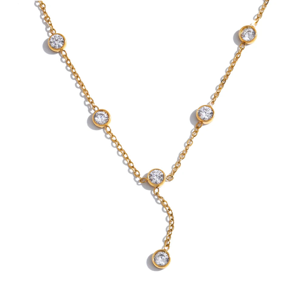 Collana Crystal Line – Luce e Raffinatezza