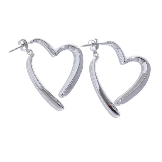 Orecchini Cuore Minimal in Acciaio Inossidabile – Oro o Platino
