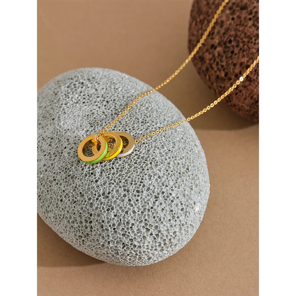Collana Triple Ring – Colori e Stile