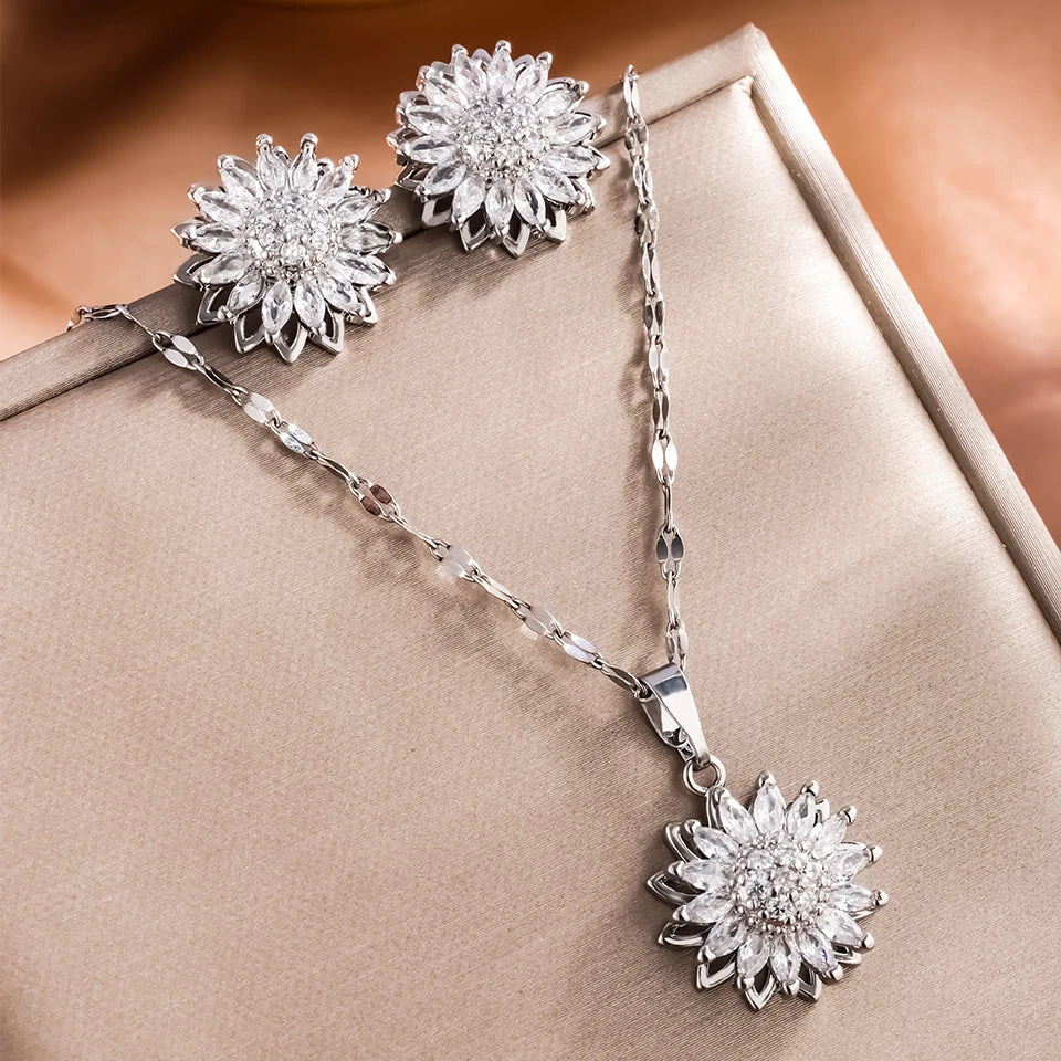 Collana Girasole in Movimento