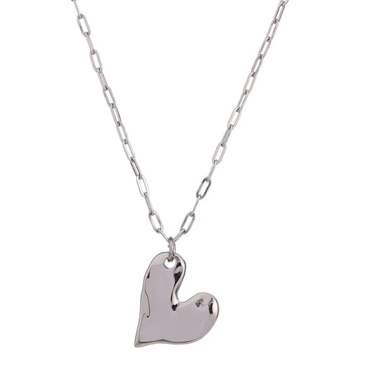 Collana Cuore Lucente – Amore in Movimento