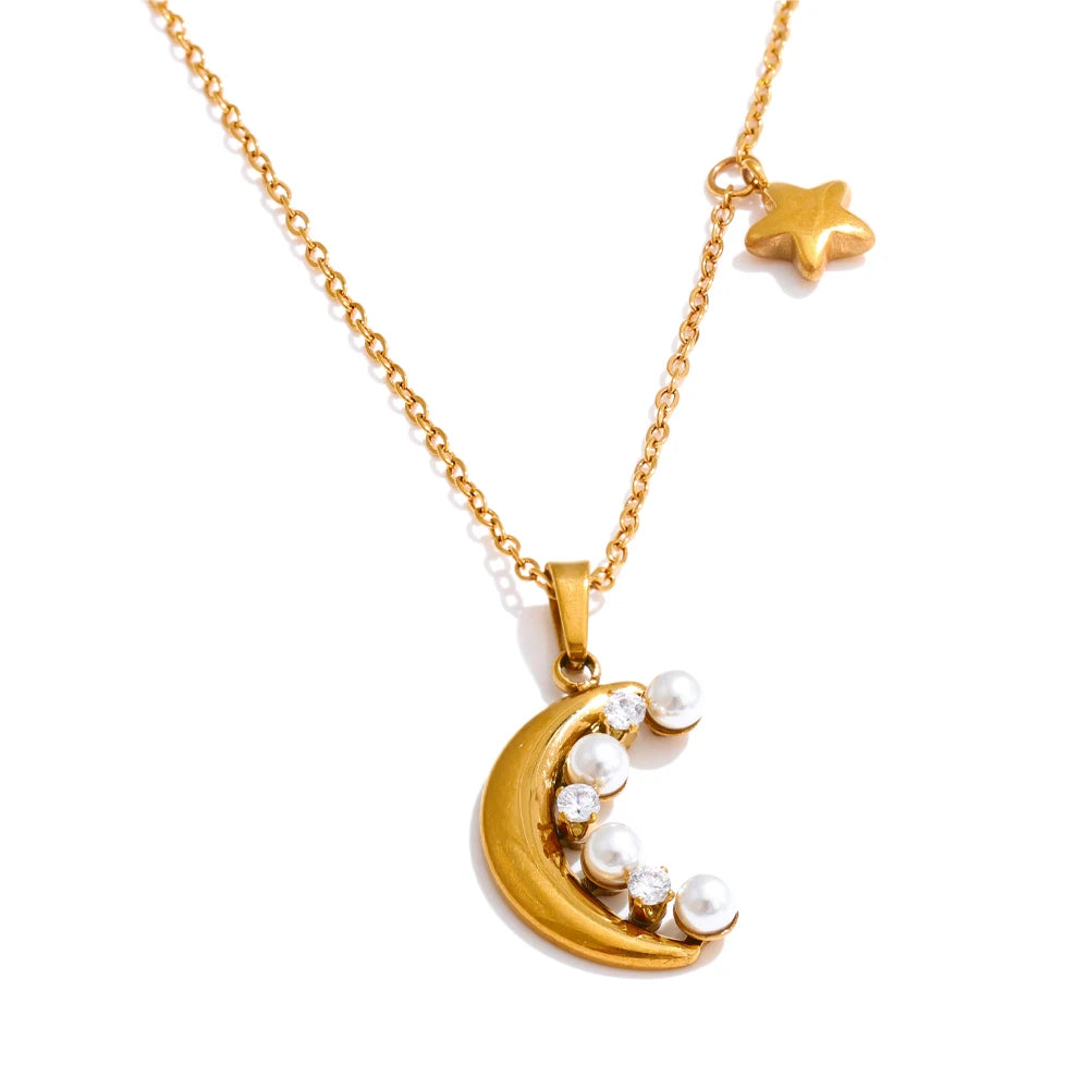 Collana “Moonlight Pearl” – Luna in Acciaio Inossidabile
