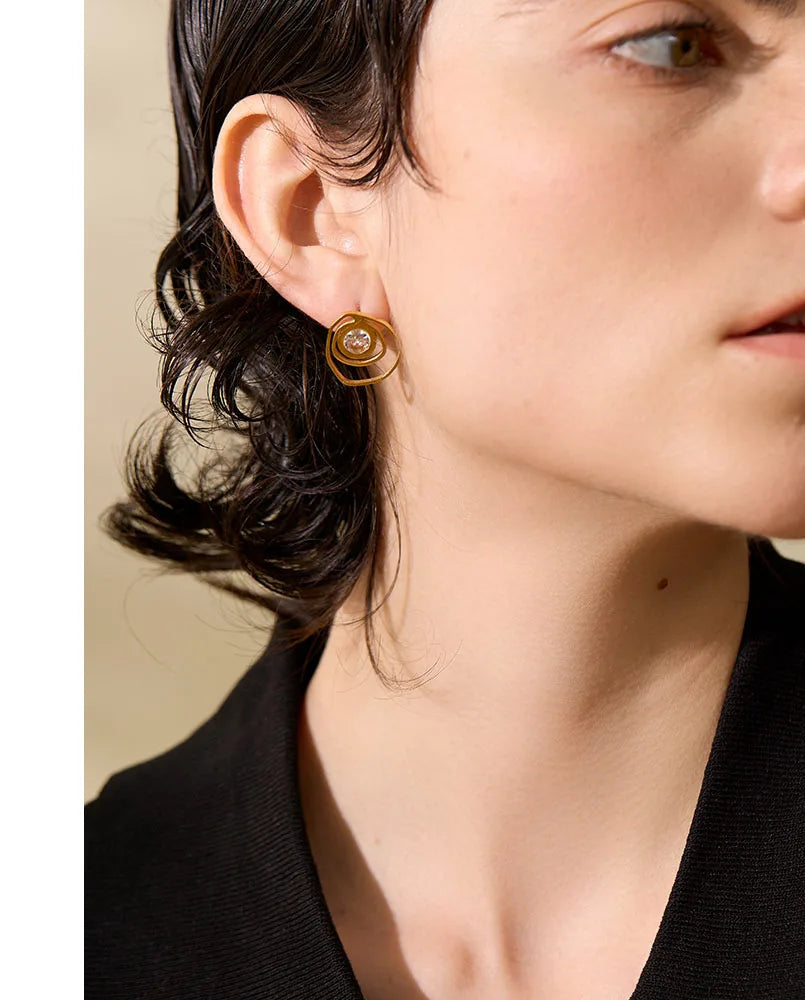 Orecchini Geometrici Iridescenti – Linee e Luce