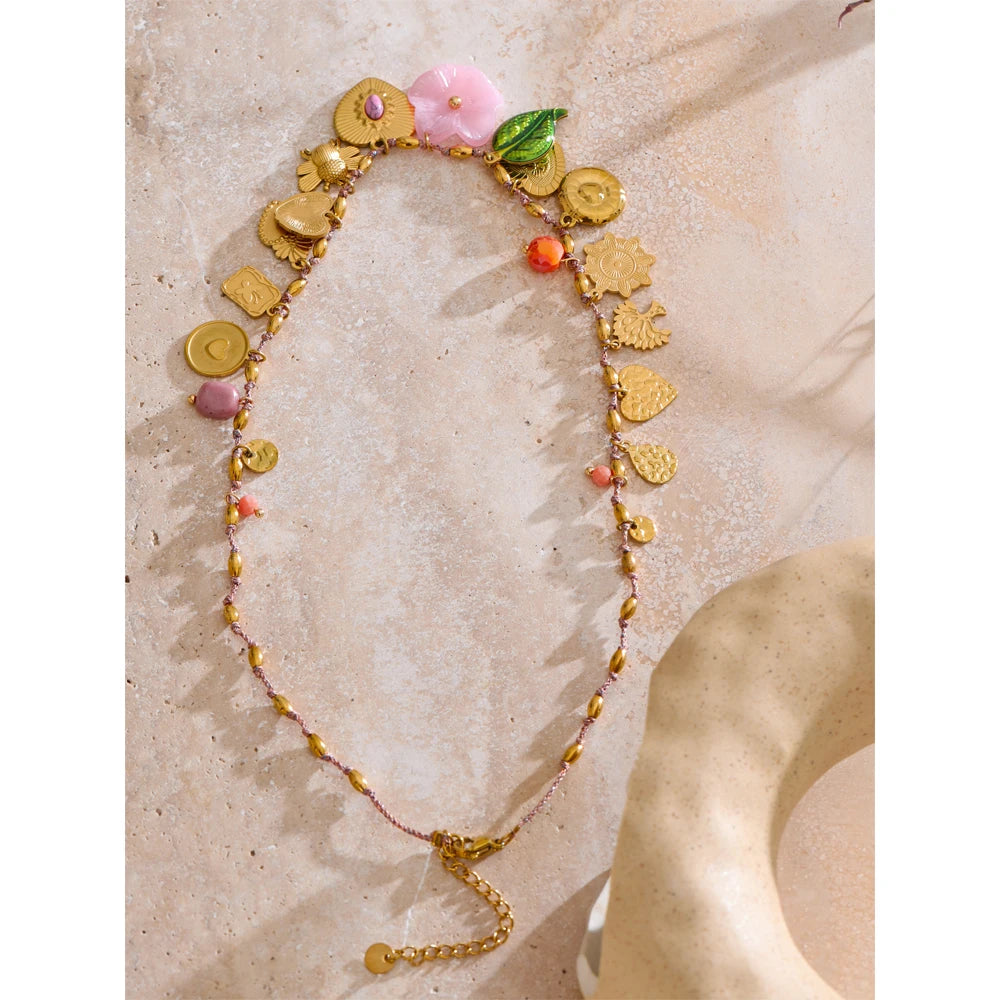 Collana Charm Multiciondolo – Acciaio Inossidabile Oro & Resina