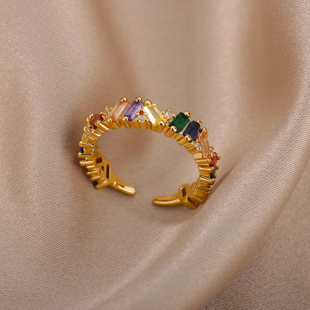Anello Arcobaleno di Luce – Eleganza Dorata