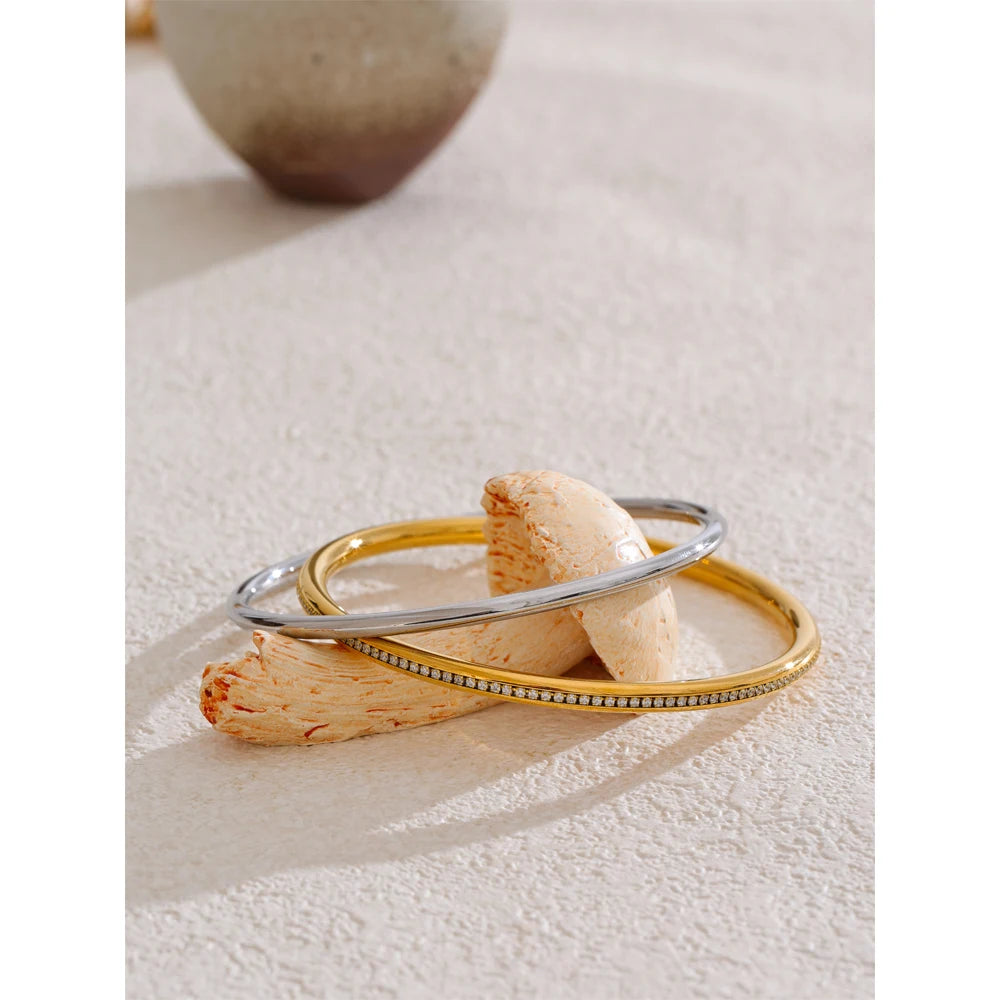 Bracciale Doppio Cerchio – Eleganza Minimal in Acciaio Inossidabile con Zirconi