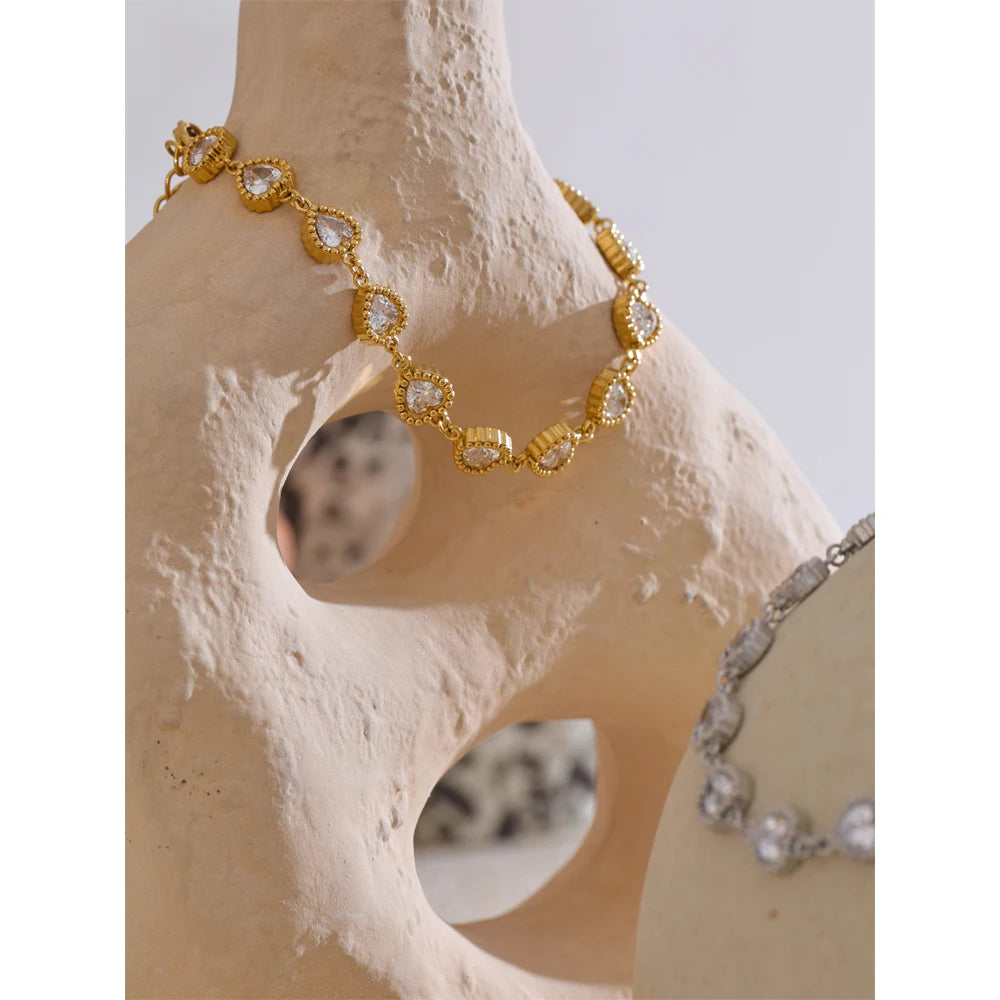 Bracciale Cuori Zirconi – Acciaio Inossidabile Oro o Argento