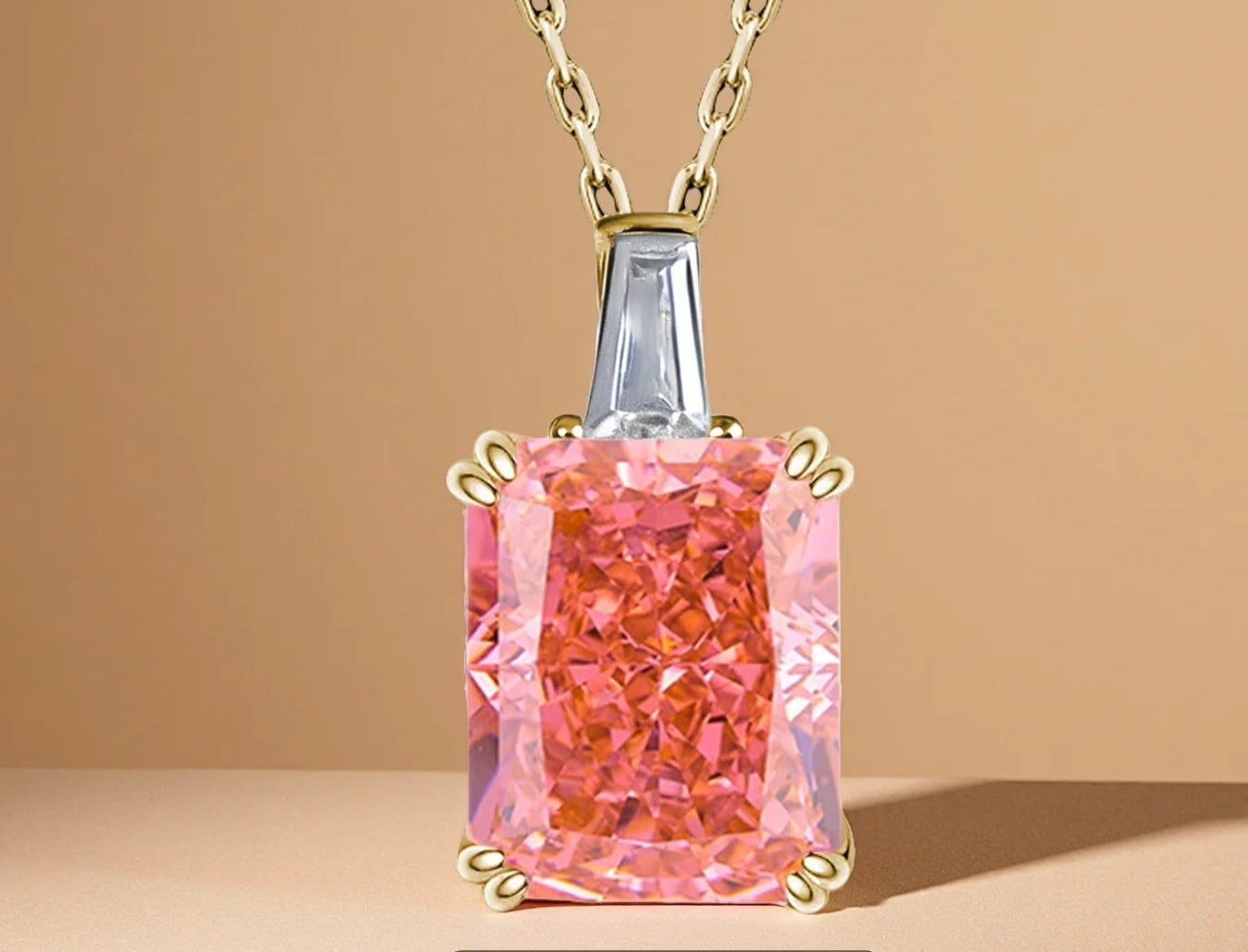 Collana “Blue Radiance” – Taglio Ghiaccio