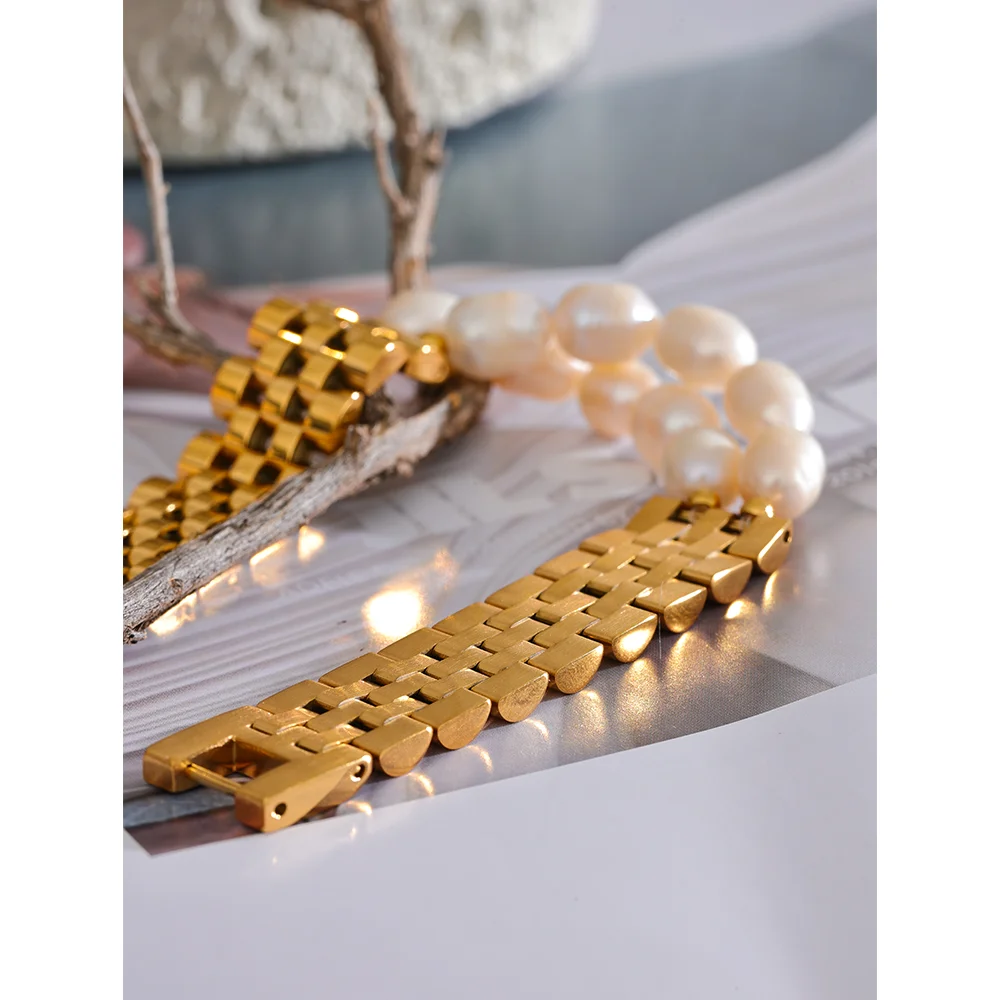 Bracciale Golden Pearl – Lusso Naturale