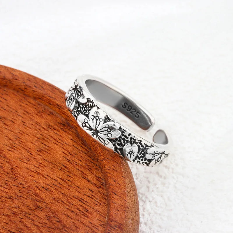 Anello Fiore Intagliato – Argento