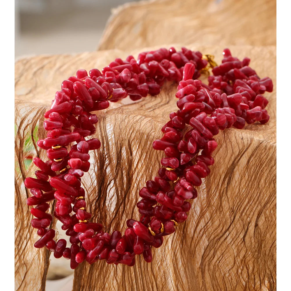 Collana “Amber Bloom” – Perline Naturali a Strati