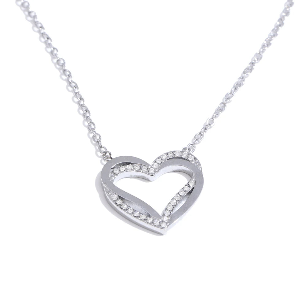 Collana con Cuore Cavo e Zirconi