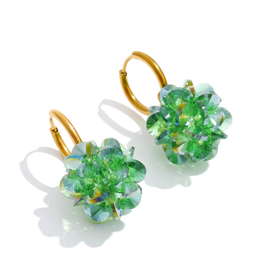 Orecchini “Crystal Bloom” – Cerchi Dorati & Sfera di Cristallo