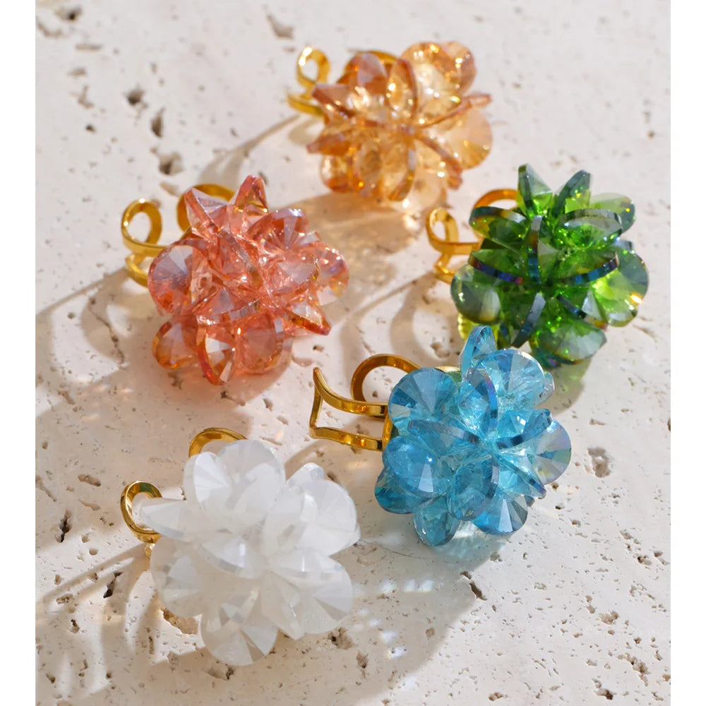 Anello “Crystal Bloom” – Sfera di Cristallo Colorata