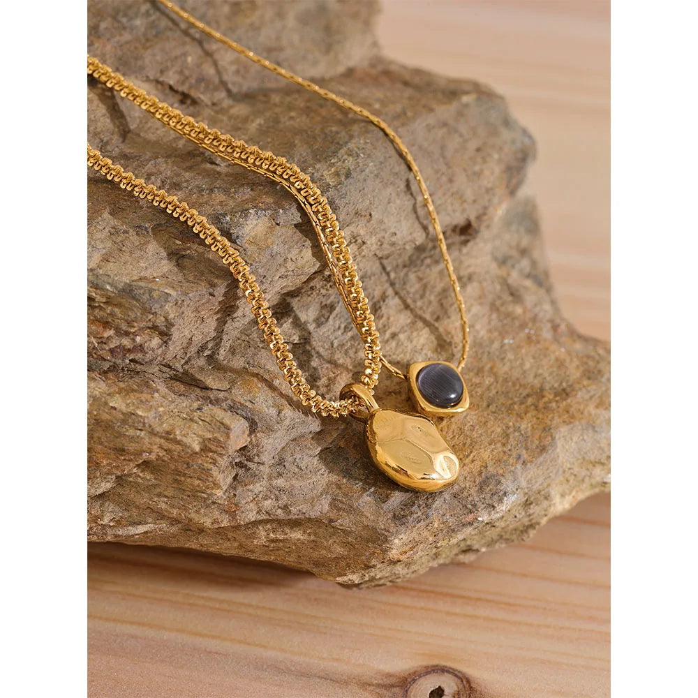 Collana “Earth Glow” – Doppio Strato & Pietra Naturale