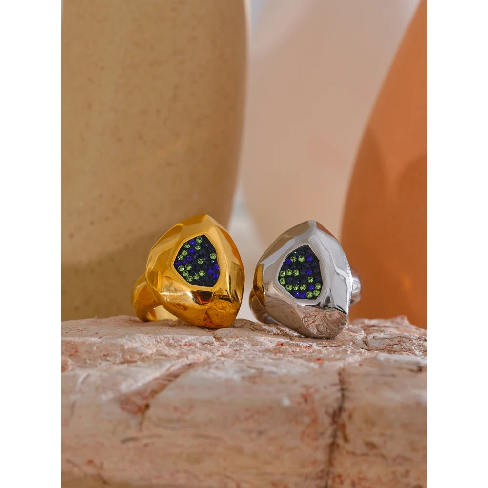 Anello Geometrico Blue Vision – Eleganza Contemporanea