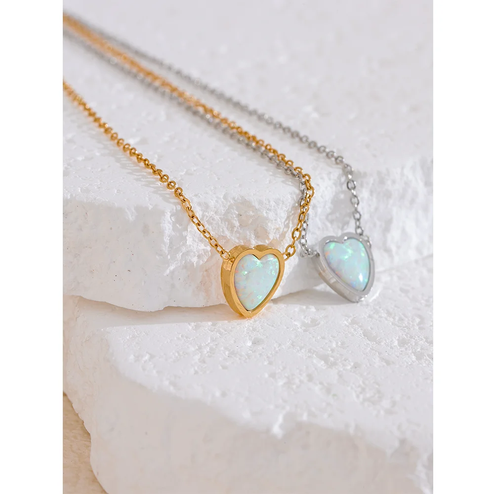 Collana Heart Glow – Acciaio Inossidabile Oro o Argento