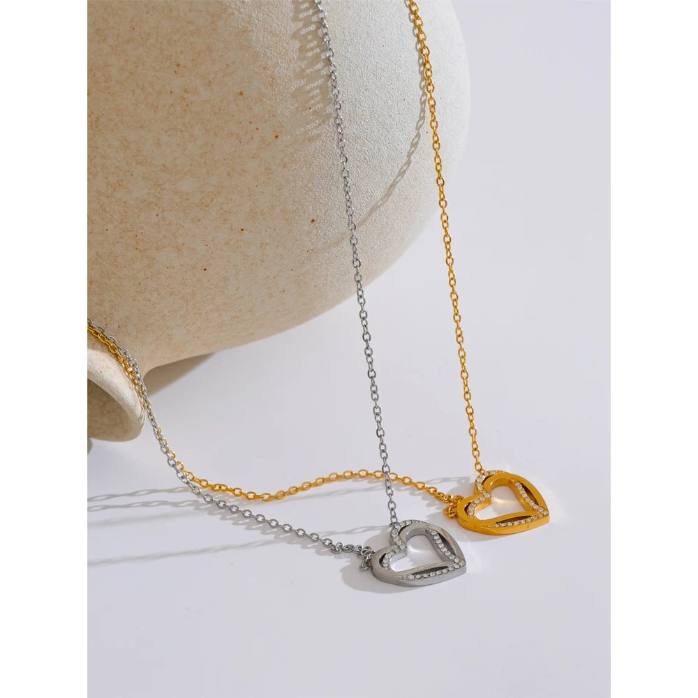 Collana con Cuore Cavo e Zirconi