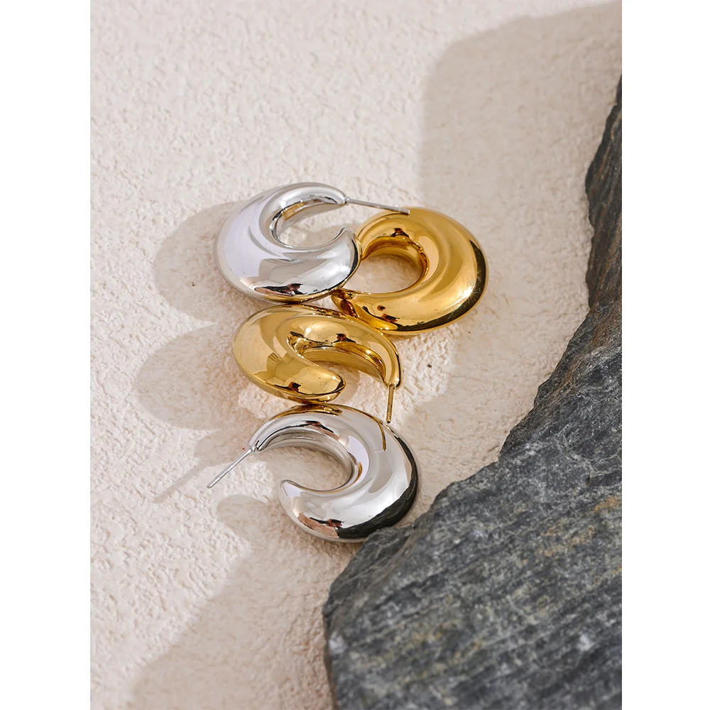 Orecchini Cerchio Aperto – Eleganza Minimal in Acciaio Inossidabile Placcato Oro 18K