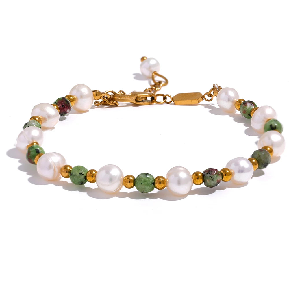 Bracciale con perle d’acqua dolce e pietre naturali